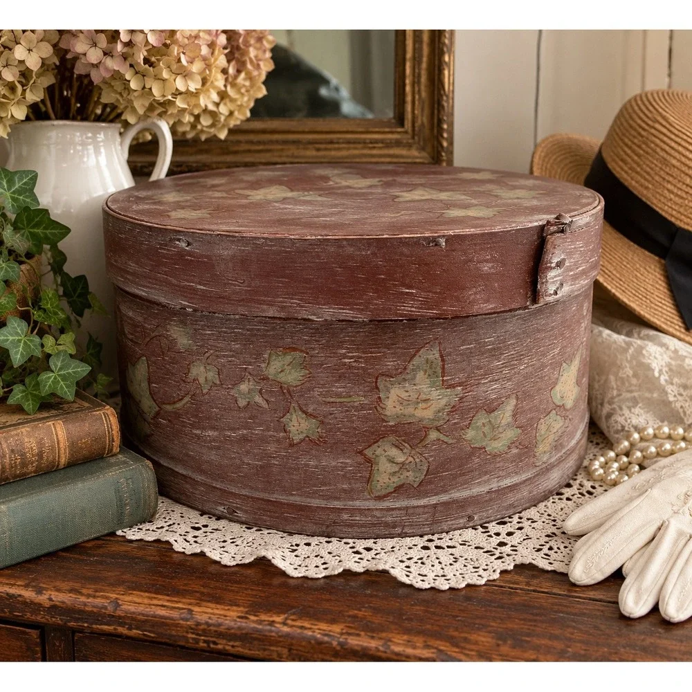 Vintage 1930s Bentwood Hat Box Hand Painted Ivy Leaf Round Storage 15 Inch Wide